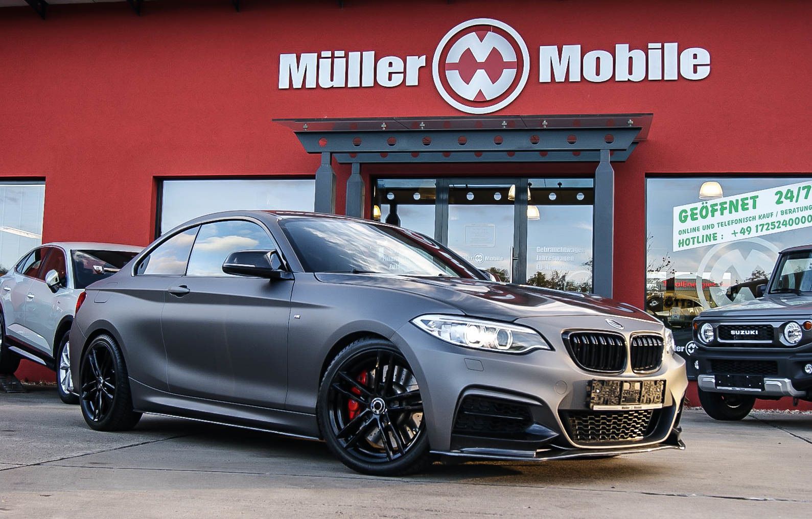 Fahrzeugabbildung BMW 220 i M Sport AC SCHNITZER CARBON GREY FOLIERT