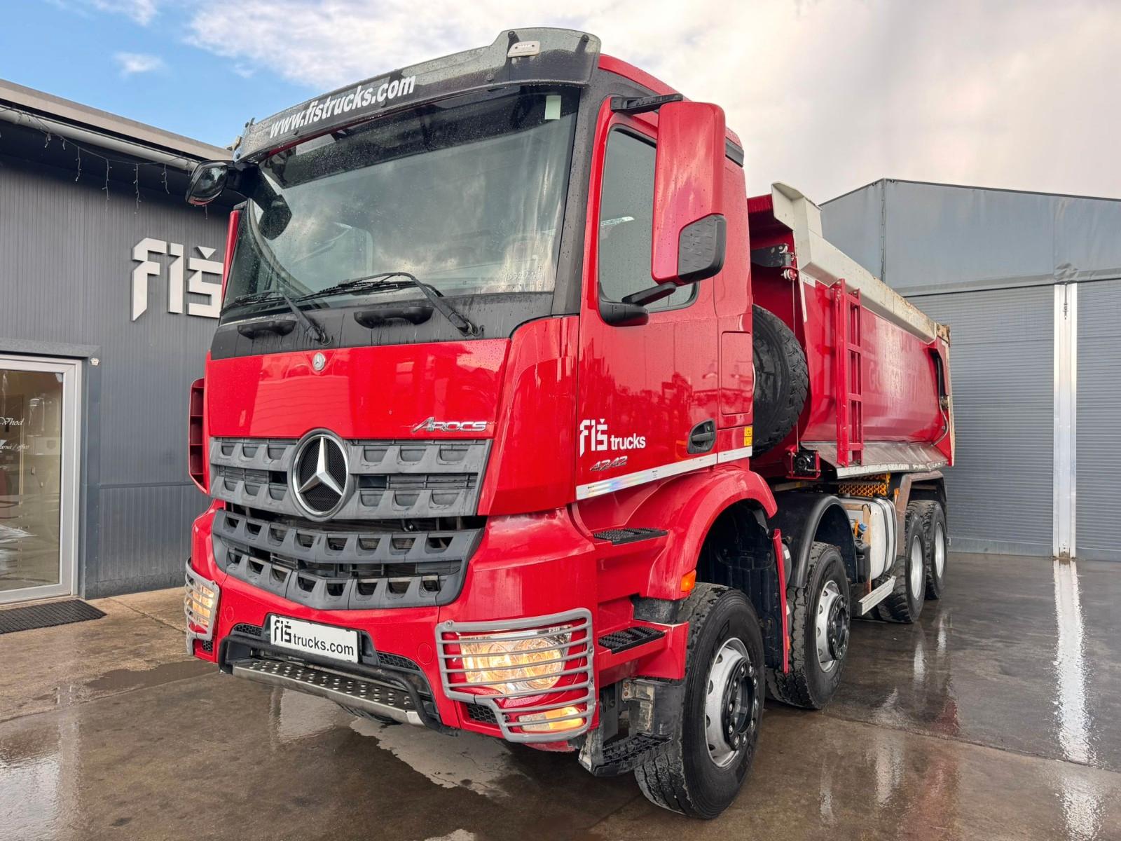 Mercedes-Benz AROCS 4242 8X4 cantoni hydr.back