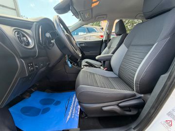 Toyota Auris - 10