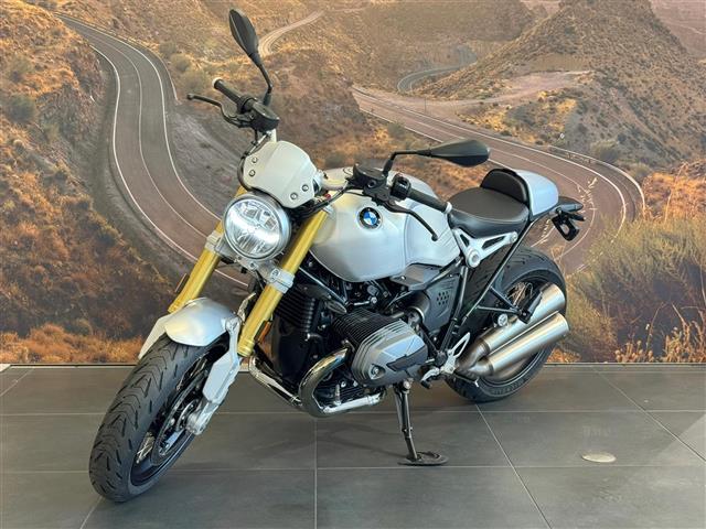 BMW R nineT Option 719 + Komfort-Paket