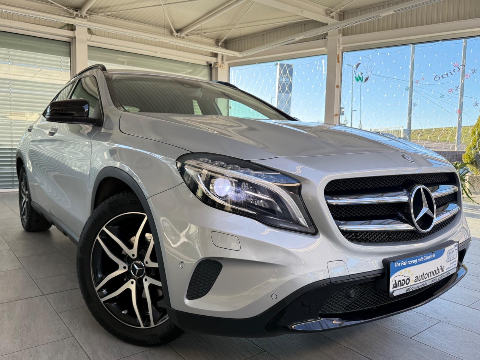 Mercedes-Benz GLA200 Night Xenon/Navi/Teilleder/Sportsitze/EU6