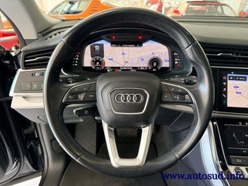Audi Q8 - 12