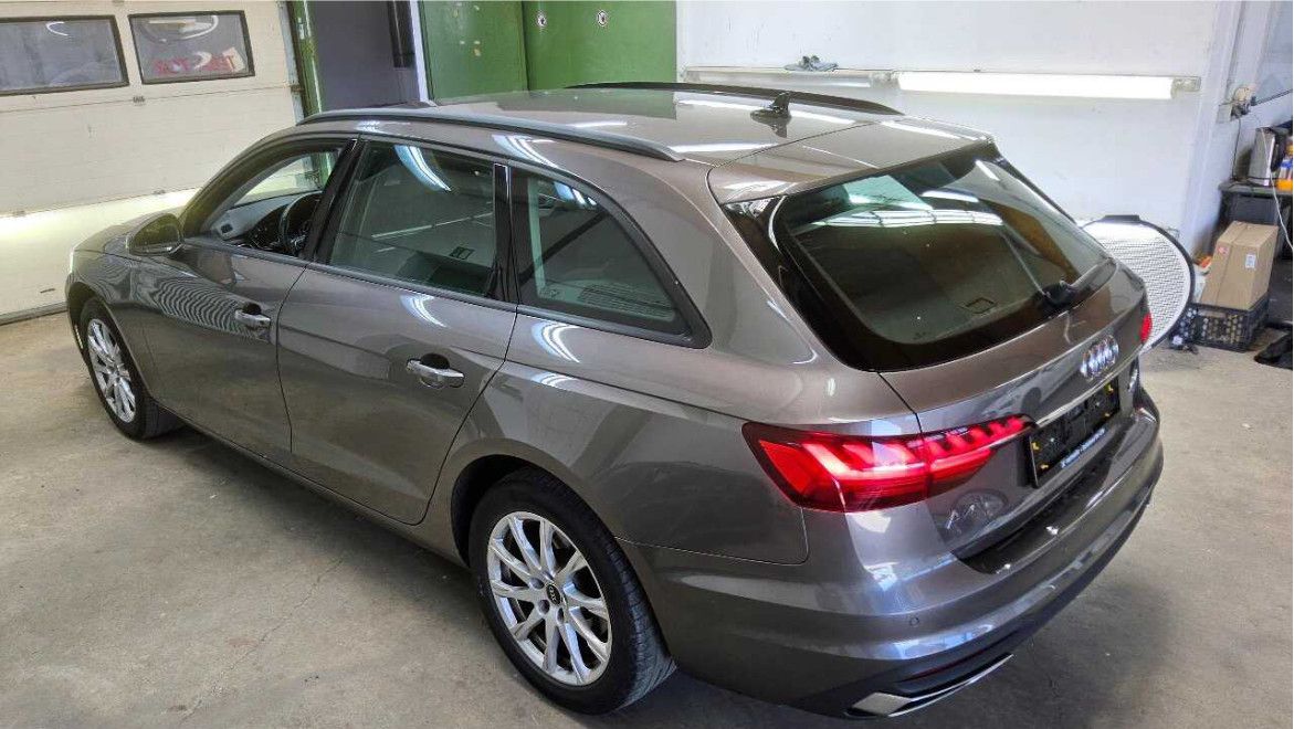 Fahrzeugabbildung Audi A4 Av 40d Quatt AT7 LED/NAVI/SHZ/HIFI/DAB/8Fa