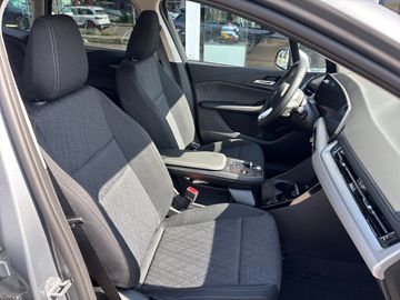 BMW 220i Active Tourer DAB LED Komfortzg. Shz
