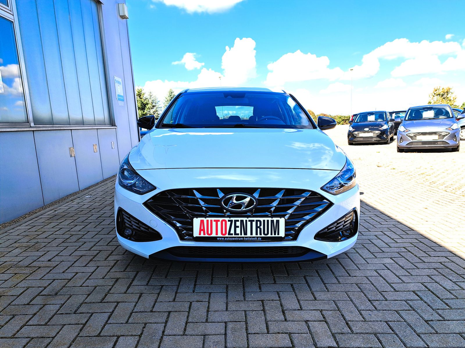 Fahrzeugabbildung Hyundai i30 Intro Edition 159PS WINTERPAKET KAMERA