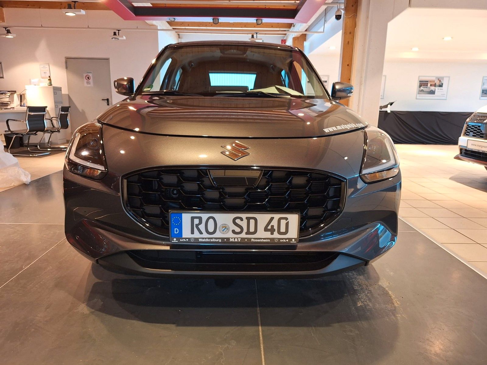 SUZUKI Swift