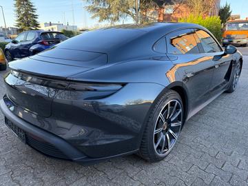 2020 Porsche TAYCAN 照片 5