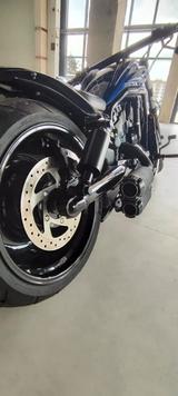 Harley-Davidson V rod  - HARLEY-DAVIDSON 2005 V ROD