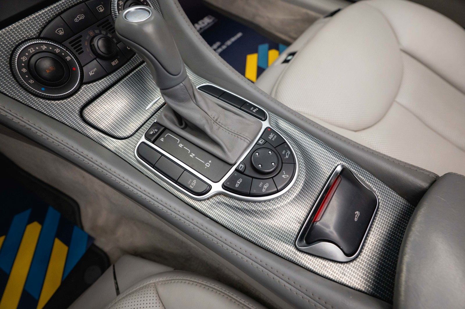 Fahrzeugabbildung Mercedes-Benz SL 500 AMG Paket *Facelift*ABC Sport*TÜV NEU*