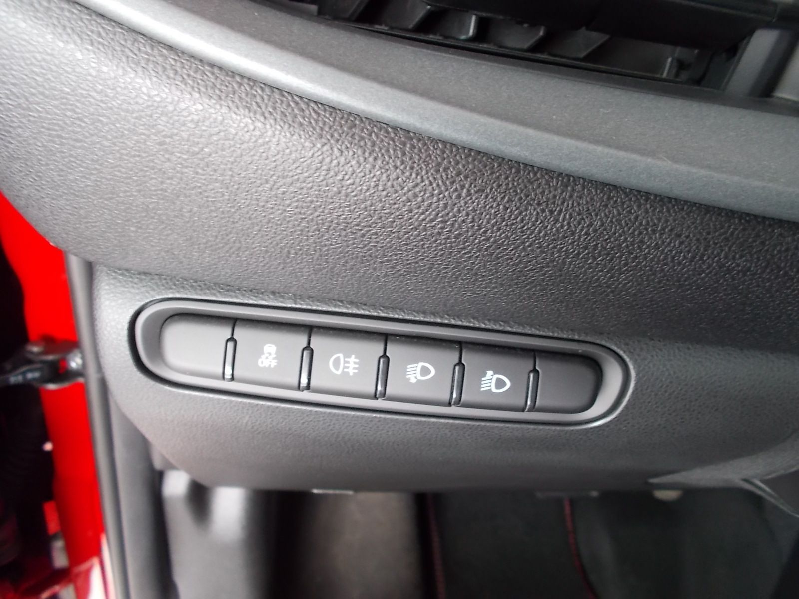 Fahrzeugabbildung Fiat 500e Red EDITION 42 kWh WENIG KILOMETER