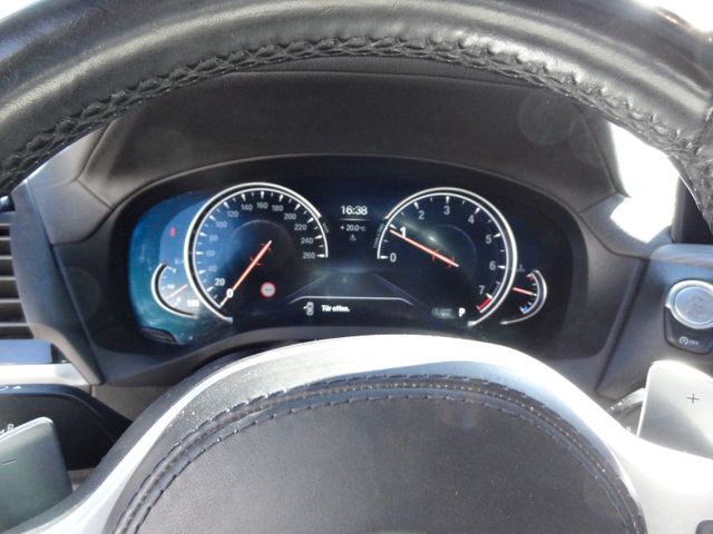 Fahrzeugabbildung BMW X4 xDrive 30i M Sport/Pano/KAM/HUD/AHK/2.Hd/
