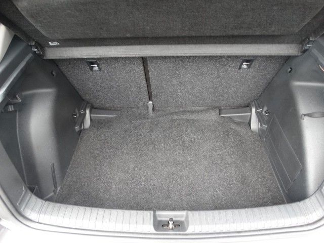 ŠKODA Fabia Fabia Ambition 1.0 TSI – Bild 18 von 19