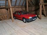 Opel Kadett E Stufenheck Oldtimer Scheunen... - scheckheftgepflegte Opel Kadett