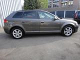 Audi A3 1.4 Sportback Autom Klimatr.Xenon PDC SHZ - Audi A3 aus 2012: Sportback