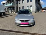 Opel Vectra 1.6 16V Edition100 Klima Alufelgen 1.Hand - Opel Vectra: V6 A