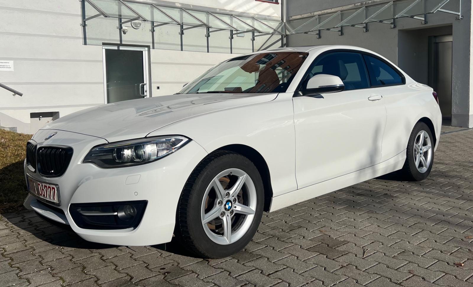 BMW 220iA Sport LEDER XENON NAVI PROF HARMAN KARDON