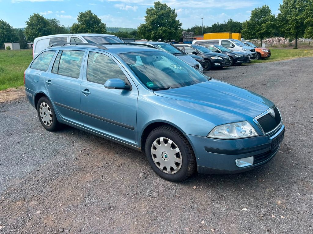 Škoda Octavia Combi 2.0 TDI PD DPF Elegance - Bild 2