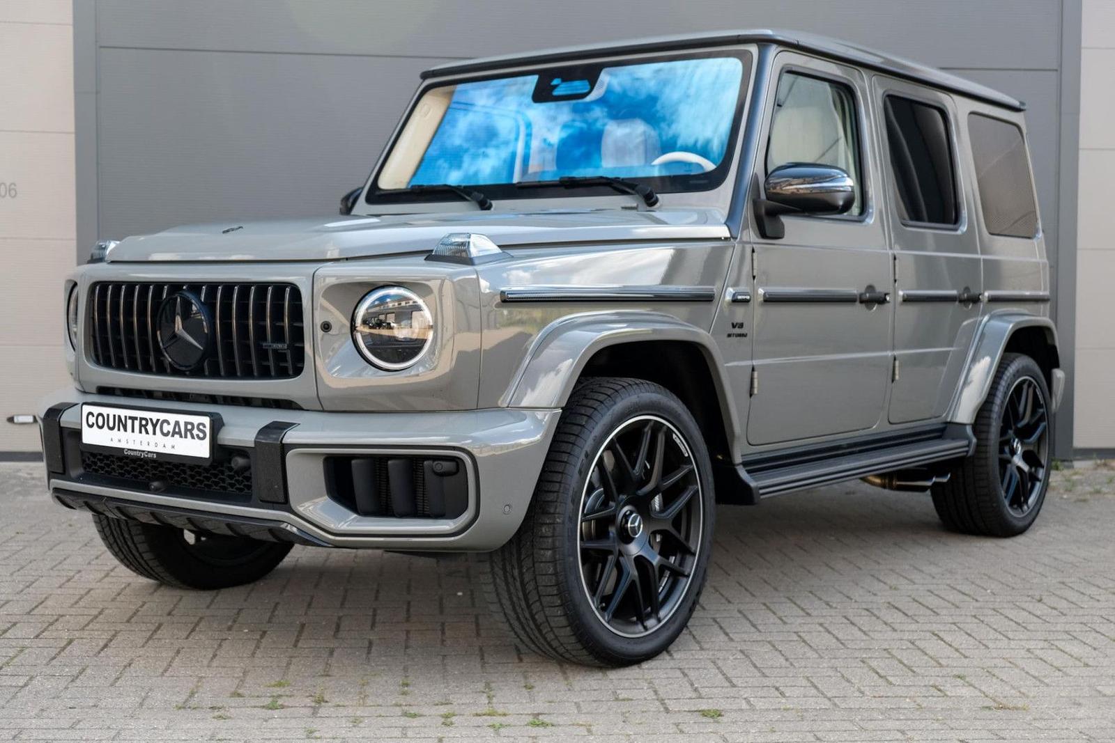 Mercedes-Benz G 63 AMG CARBON | BURMESTER | AMBIANCE | Schiebe