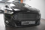 Ford Mondeo Titanium Autom. Navi Kamera Pano ParkAssi - gebrauchte Ford Mondeo aus dem Jahr 2017