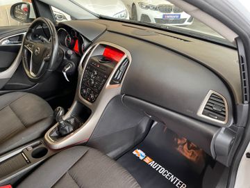 MYAUTOCENTER – Gebraucht- und Jahreswagen mit Werkstattservice in Pfaffenhofen Opel Astra J Sports Tourer Design Edition *PDC*Klima*