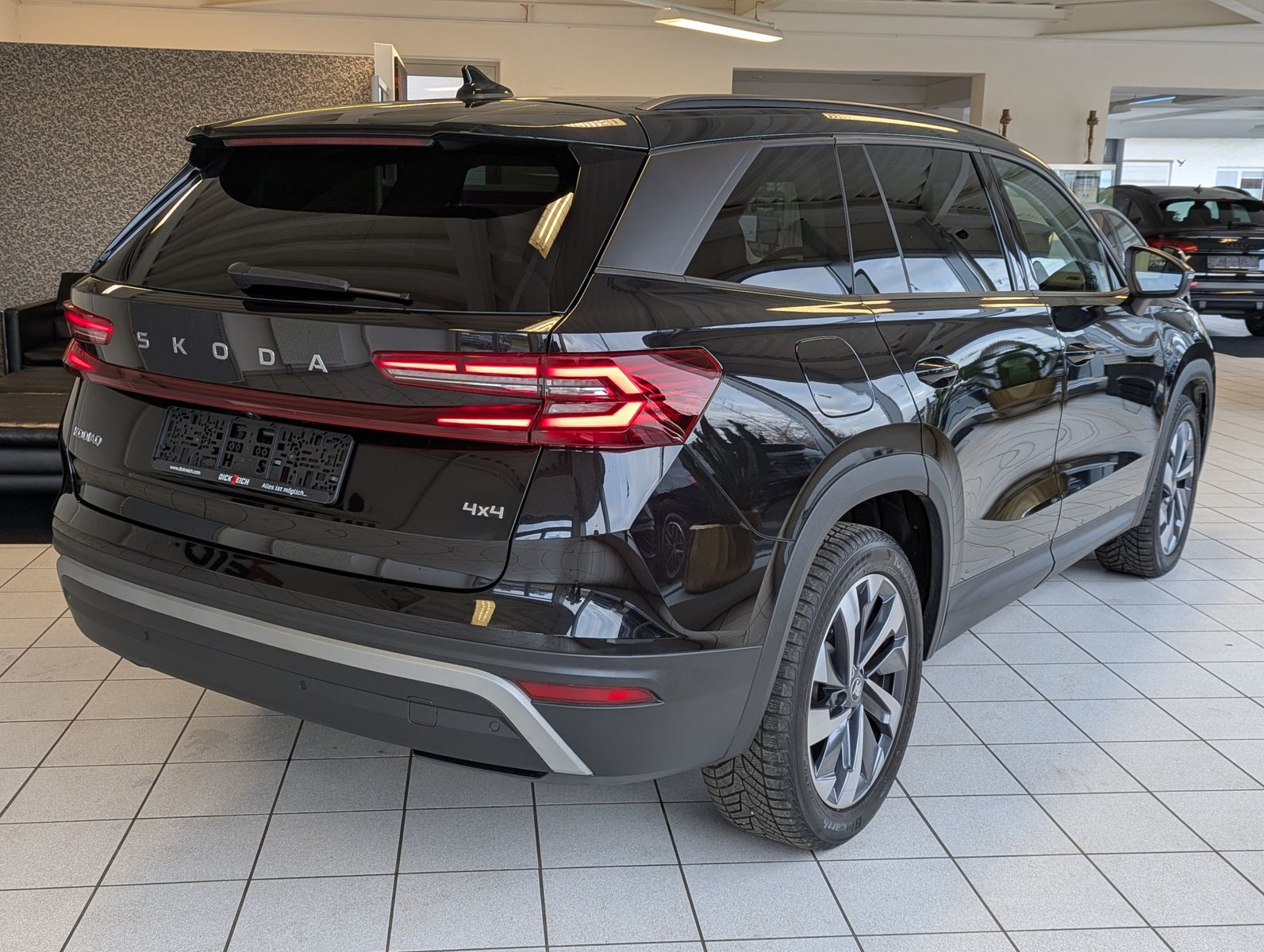 SKODA Kodiaq 2.0 4x4 Selectio Pano Matrix StHz AHK 19" - Image 7