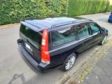 Volvo V70 II D5 Summum   - Volvo V70: I