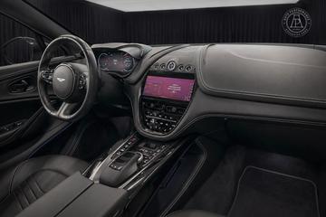 صورة 9 لـ 2021 Aston Martin DBX