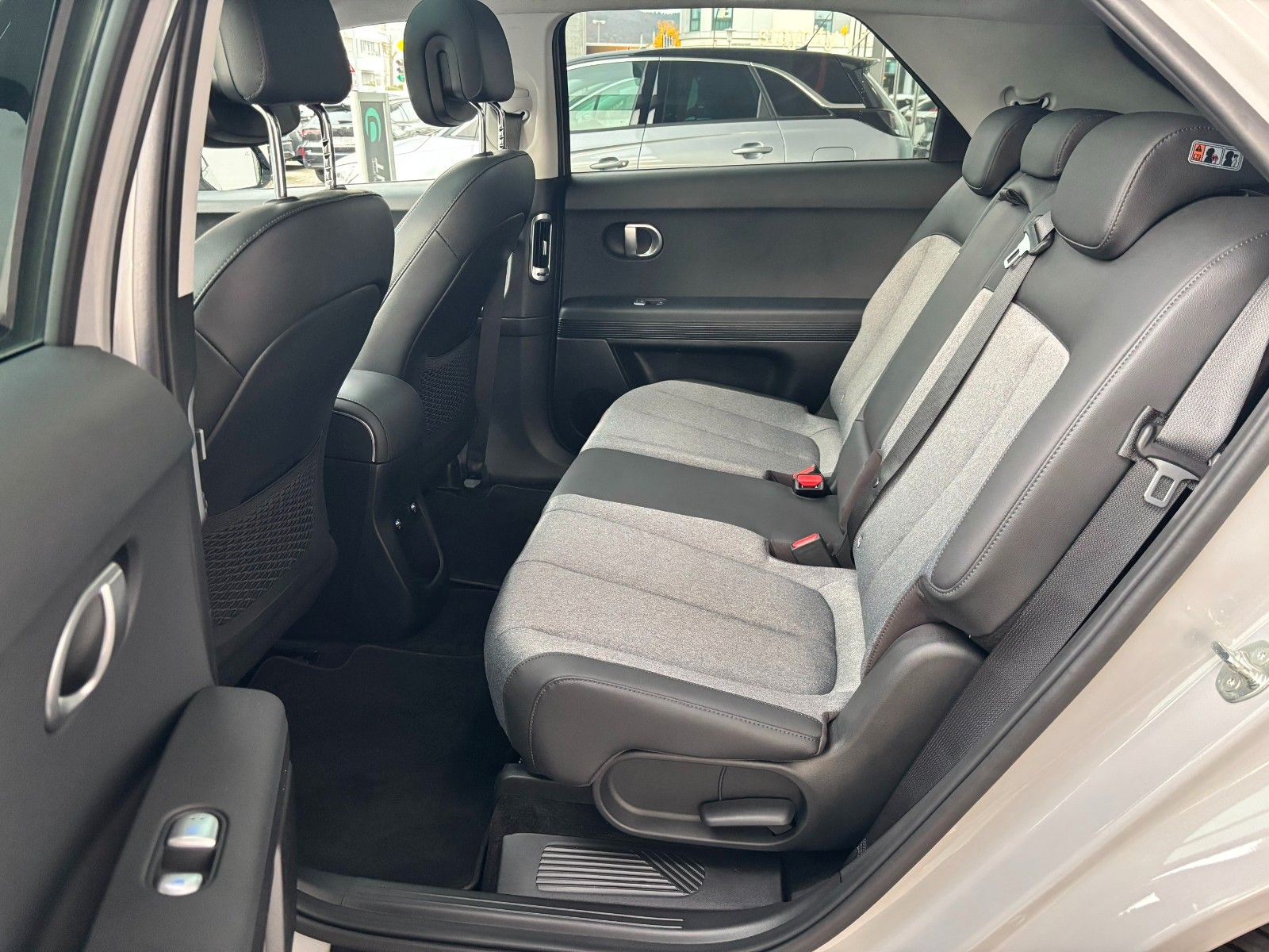 Fahrzeugabbildung Hyundai IONIQ 5 77,4 Wh 239kW 4WD Techniq/BOSE/PANO!