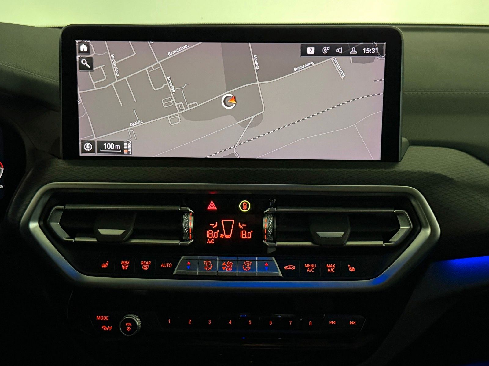 Fahrzeugabbildung BMW X3 M40i/FACELIFT/LASER/PANO/360*/ACC/HuD/STHZ