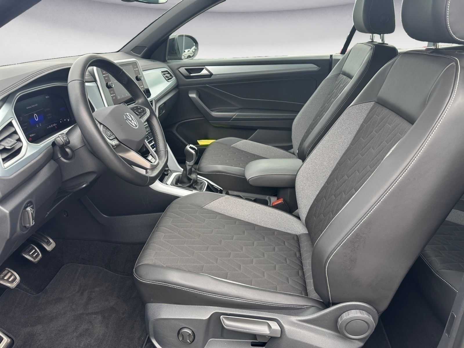 Volkswagen T-Roc - Bild 8