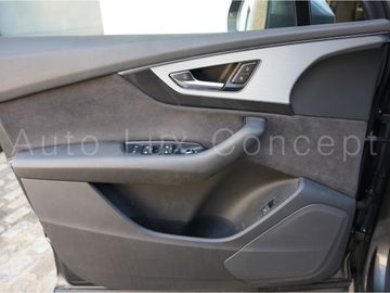 Audi Q7 - 12