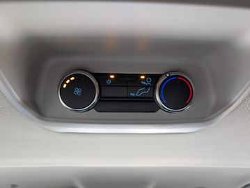 Ford Tourneo Custom Tit. 2.0 L1 SOFORT!
