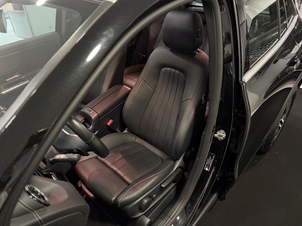 Mercedes-Benz GLA 220