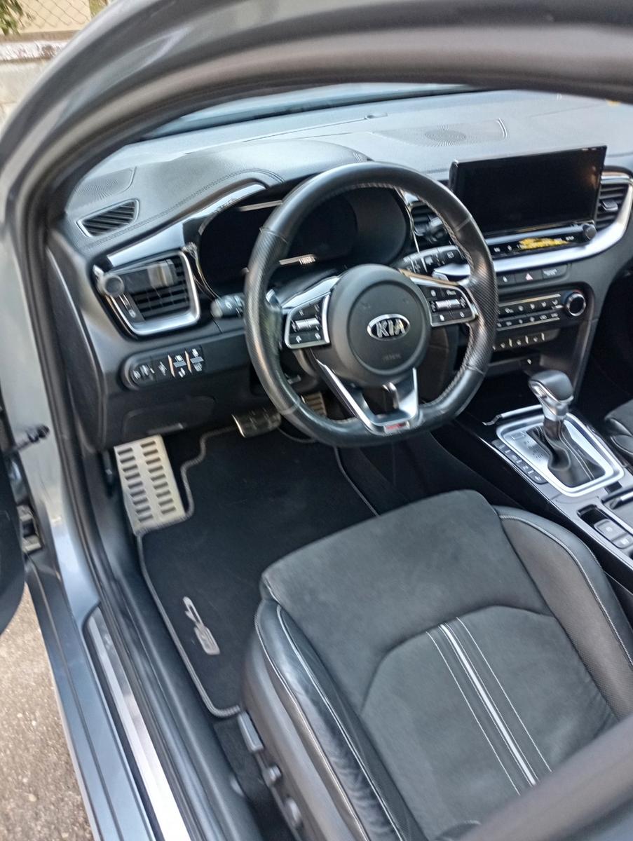 Kia ProCeed VOLLAUSSTATTUNG | GARANTIE 2027 | BREMBO