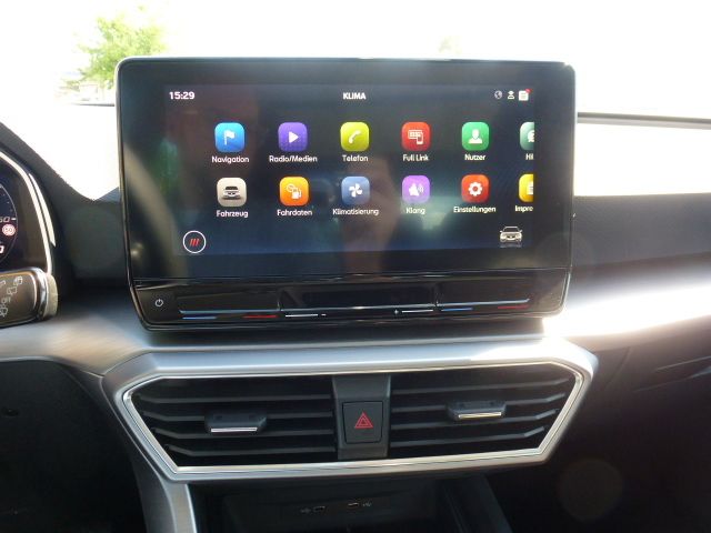 Fahrzeugabbildung SEAT Leon Sportstourer FR 2.0 TDI + Panorama