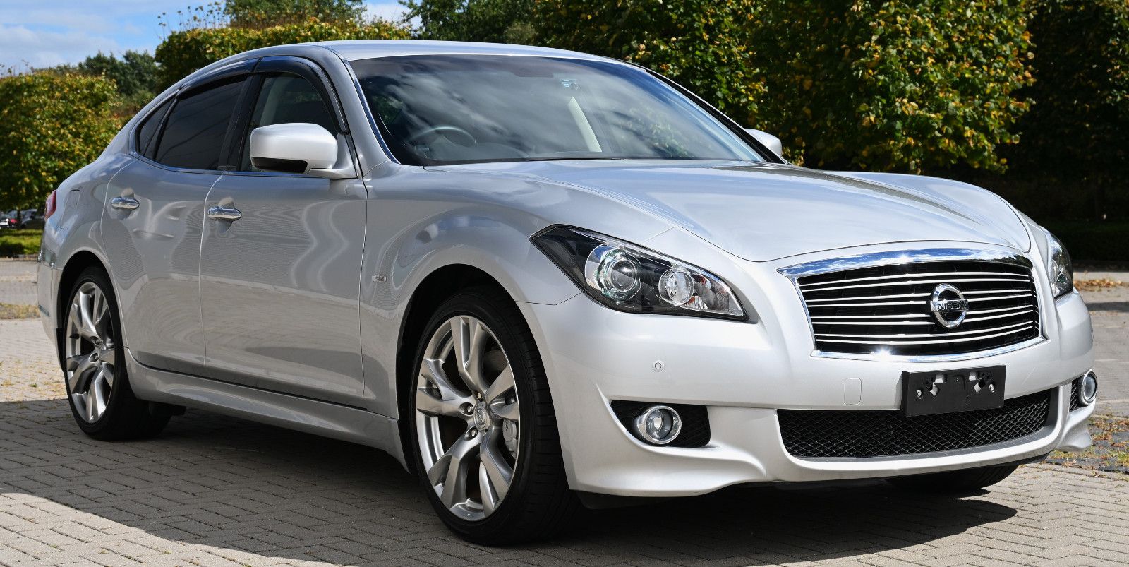 Nissan Fuga 3,7 GT Type S – Bild 5