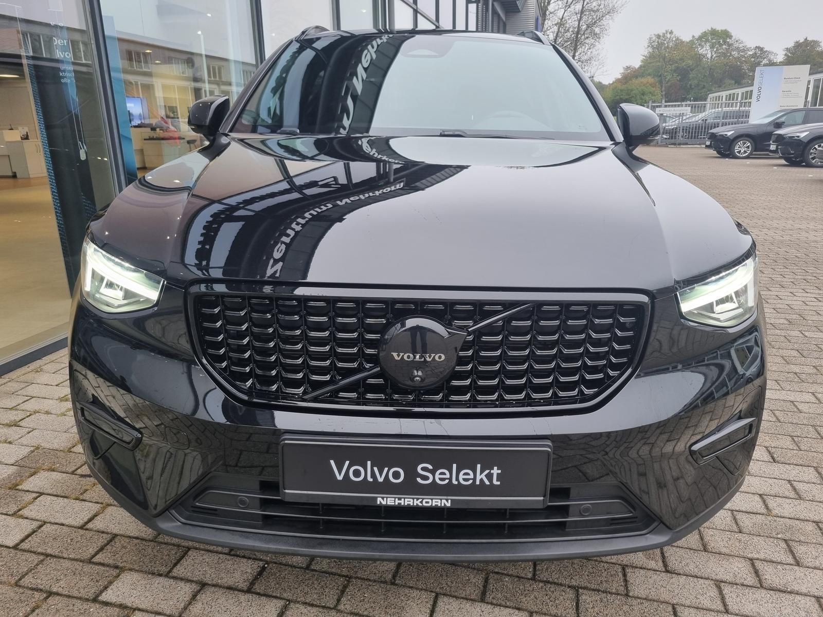 Fahrzeugabbildung Volvo XC40 B3 Plus Black Edition 'Standheizung'