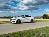 Mercedes-Benz E 400 Autom. - AMG Sportpaket - : Privatanbieter, Auto