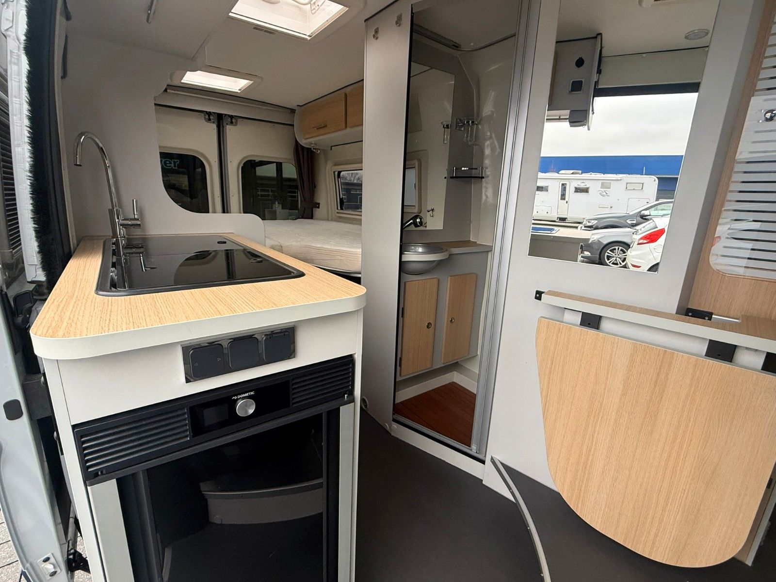 Fahrzeugabbildung Karmann Dexter DE 600 Automatik  160 PS