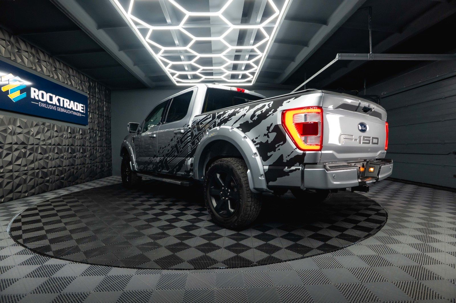 Fahrzeugabbildung Ford F150 3.5 V6 LARIAT RAPTOR SuperCrew 4x4*LED*B&O*