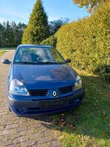 Renault Clio 2  1,2 Lieter  TÜV  08.27 - Renault Clio aus 2004: 1.2