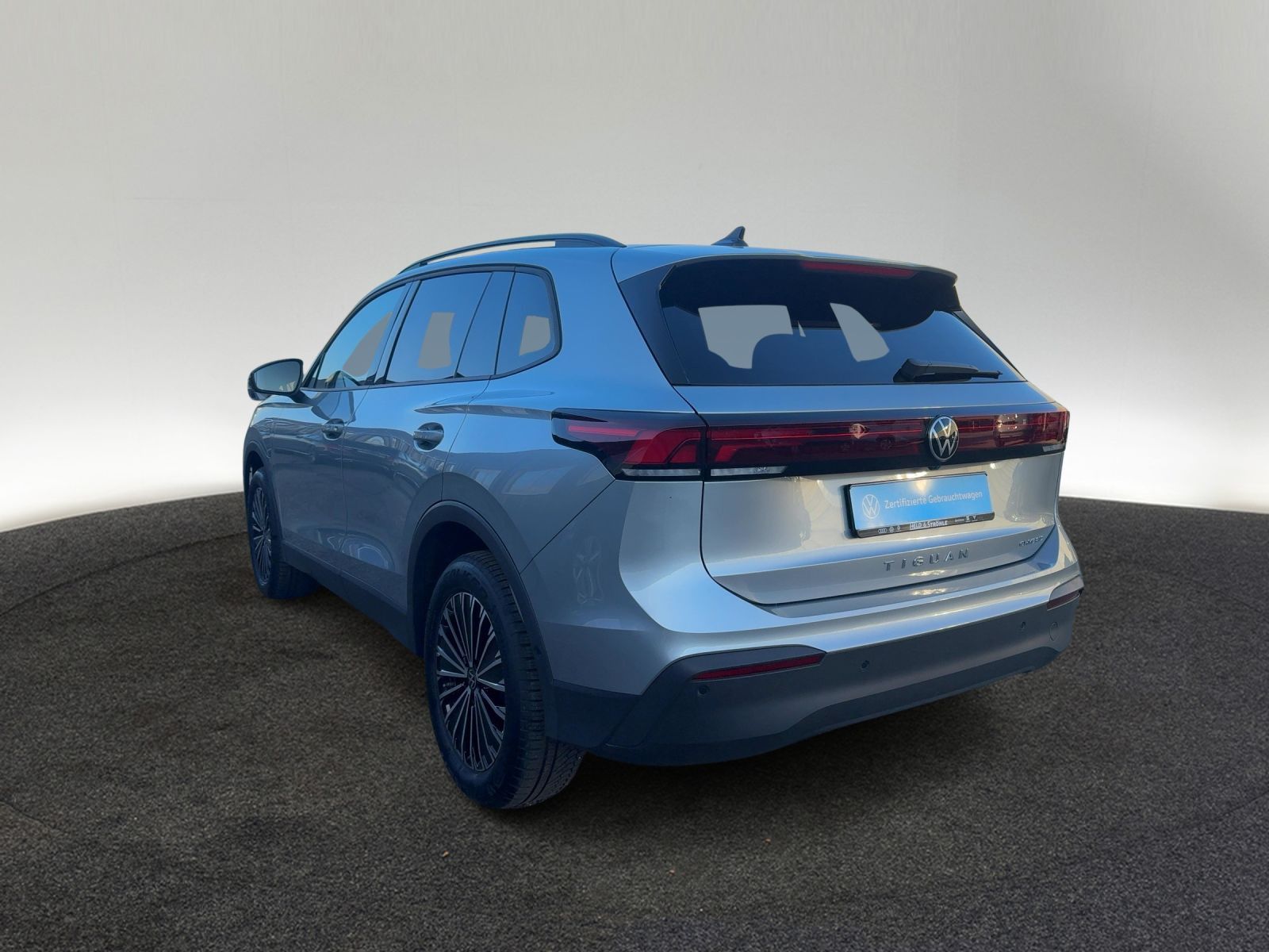 Volkswagen Tiguan Life eHybrid AHK 360°K H K NAV EL-HECKKL foto 3
