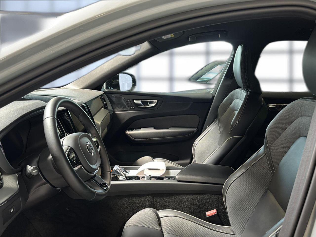 Volvo XC60 XC 60 Plus Dark AWD Bluetooth LED Klima, миниатюра 10