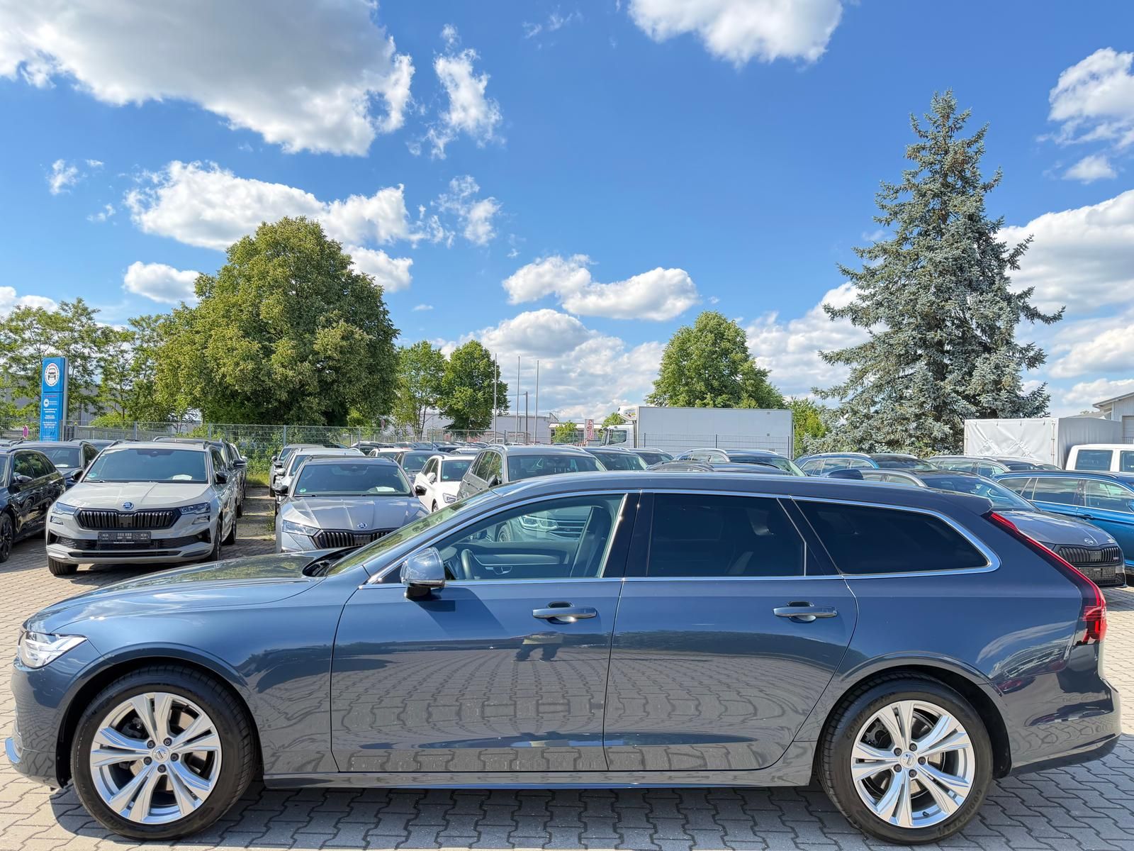 Volvo V90 B4 Diesel Momentum Pro AHK Kamera Navi Leder imagem 2