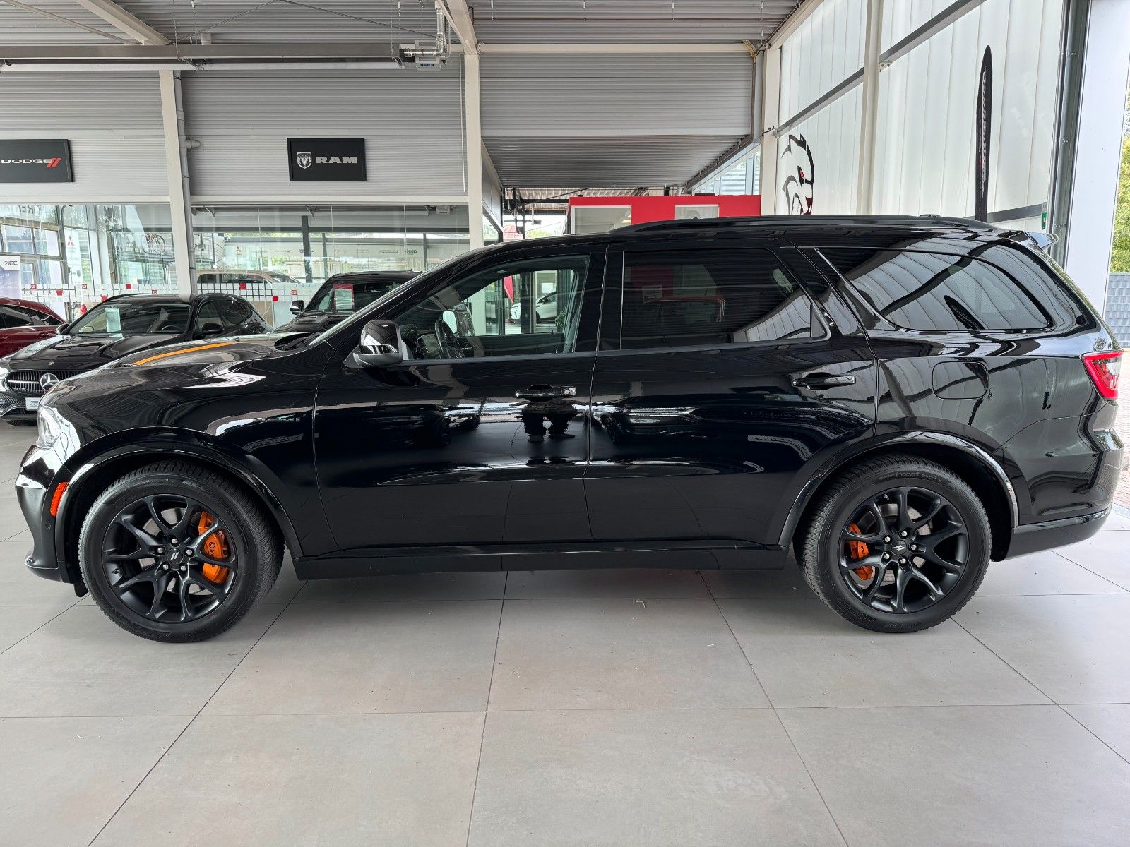 Fahrzeugabbildung Dodge Durango 5,7 R/T LPG AHK Hemi Orange