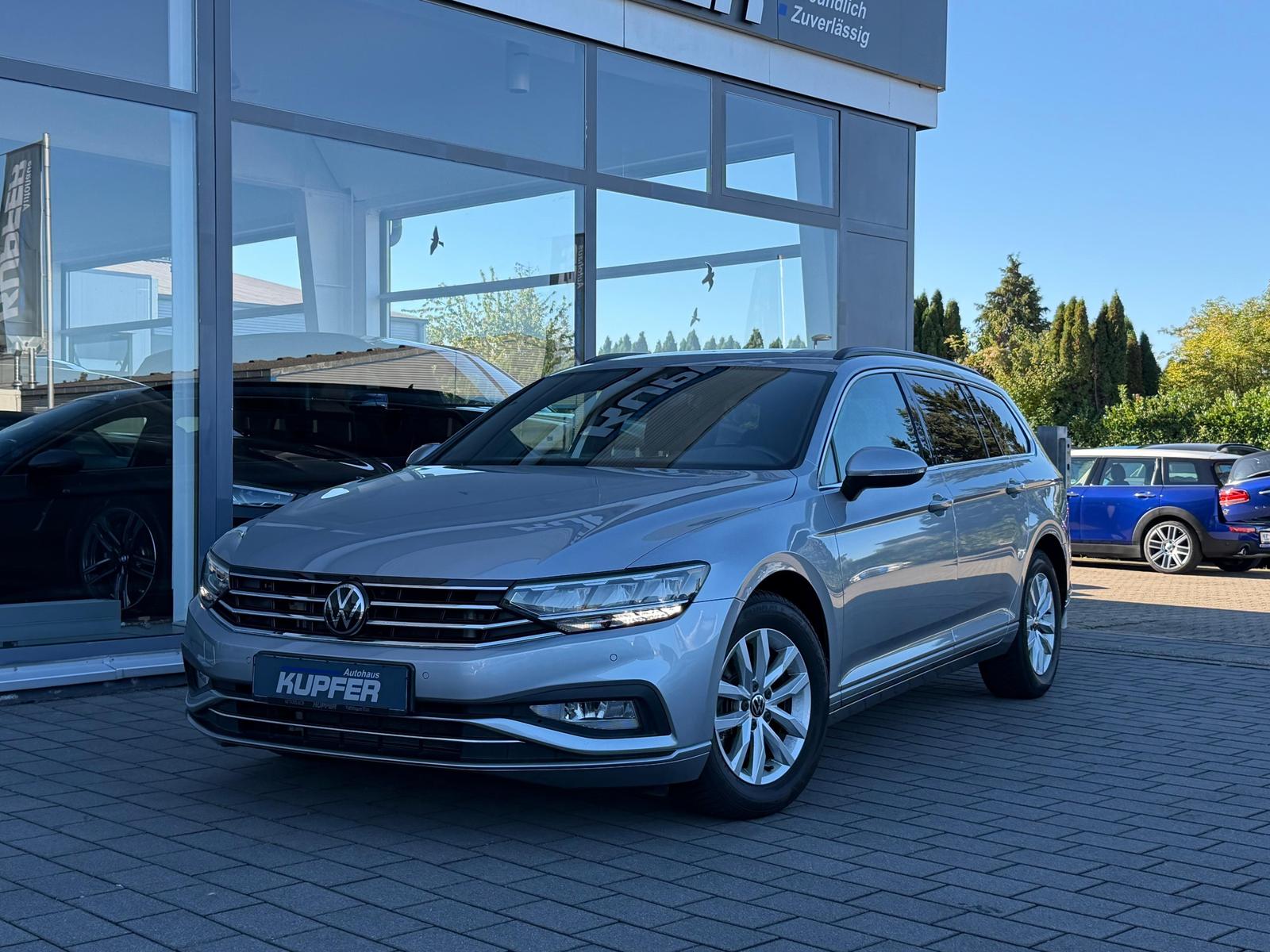 Volkswagen Passat Variant Business TDI DSG LIFE Navi-Massag