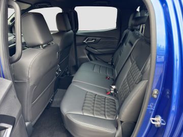 Fotografie des Isuzu D-Max Double Cab 4x4 V-Cross A/T AHK Klima Rollo LED