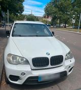 BMW Bmw X5 2011 - BMW 520 mit Diesel-Antrieb: Geländewagen, Automatik