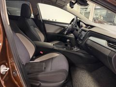 TOYOTA Avensis Touring Sports Business Edition/AHK/LED!