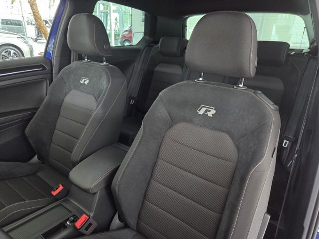Golf VII R 2.0 TSI 4MOT LED DCC 8FACH